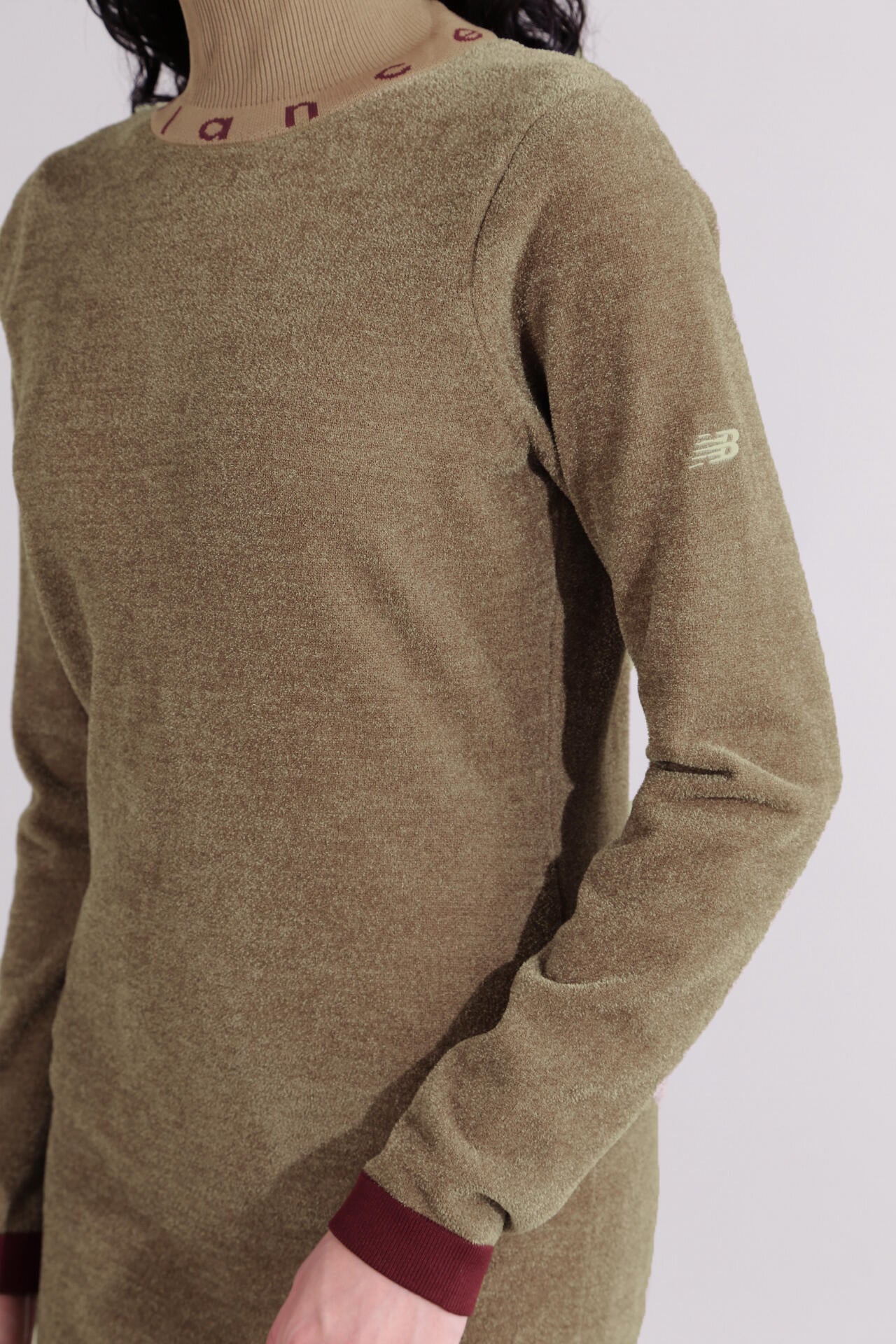 【直営店舗限定】モックネック ニット ワンピース (WOMENS)