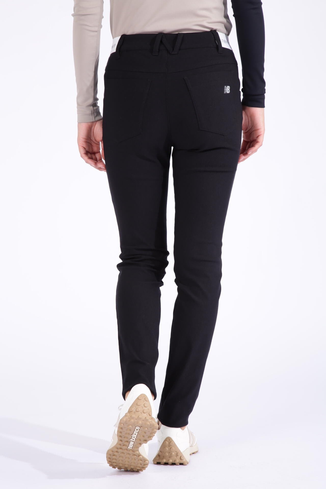 dbfe2364-7a50-54d6-af65-84b7b77764d2_Image