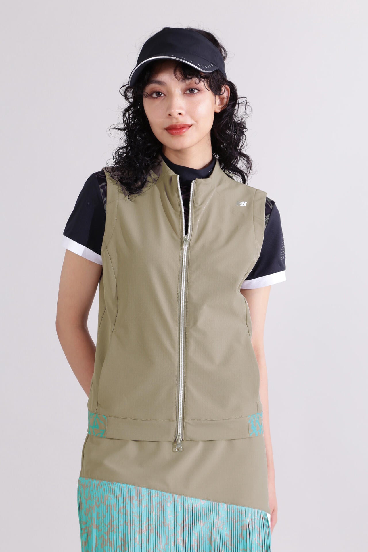 【直営店舗限定】フルジップ ウインド ベスト (WOMENS)