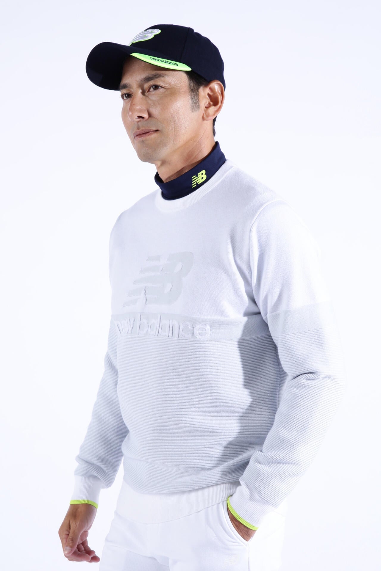 遠赤外線蓄熱保温 クルーネック ニット プルオーバー (MENS WORLD)