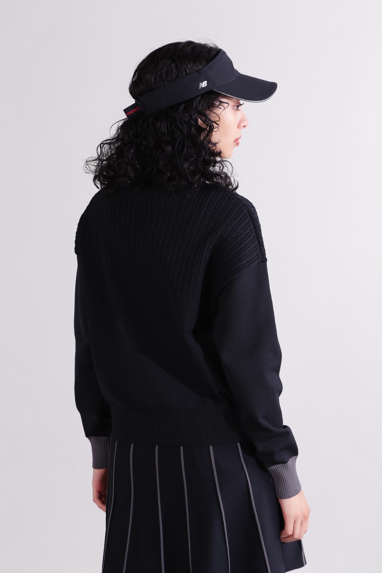 【直営店舗限定】タートルネック ニット プルオーバー (WOMENS)