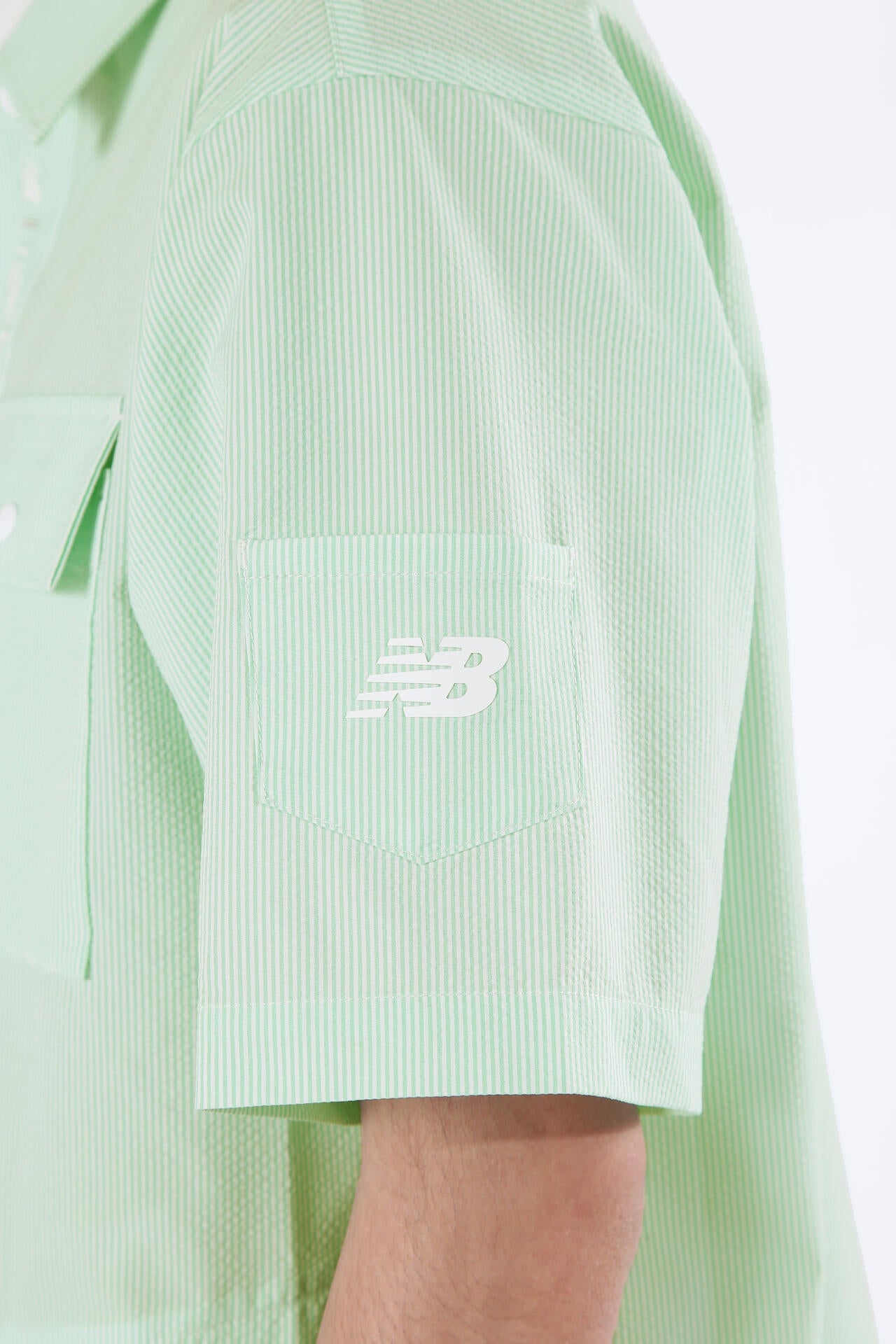 【直営店舗限定】ストライプ ハーフスリーブ シャツアウター (MENS)