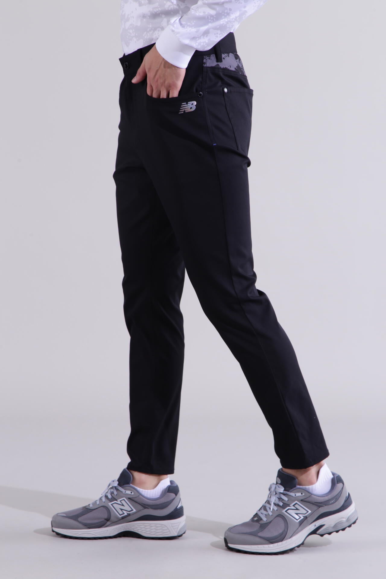 【直営店舗限定】テーパード ロングパンツ (MENS)