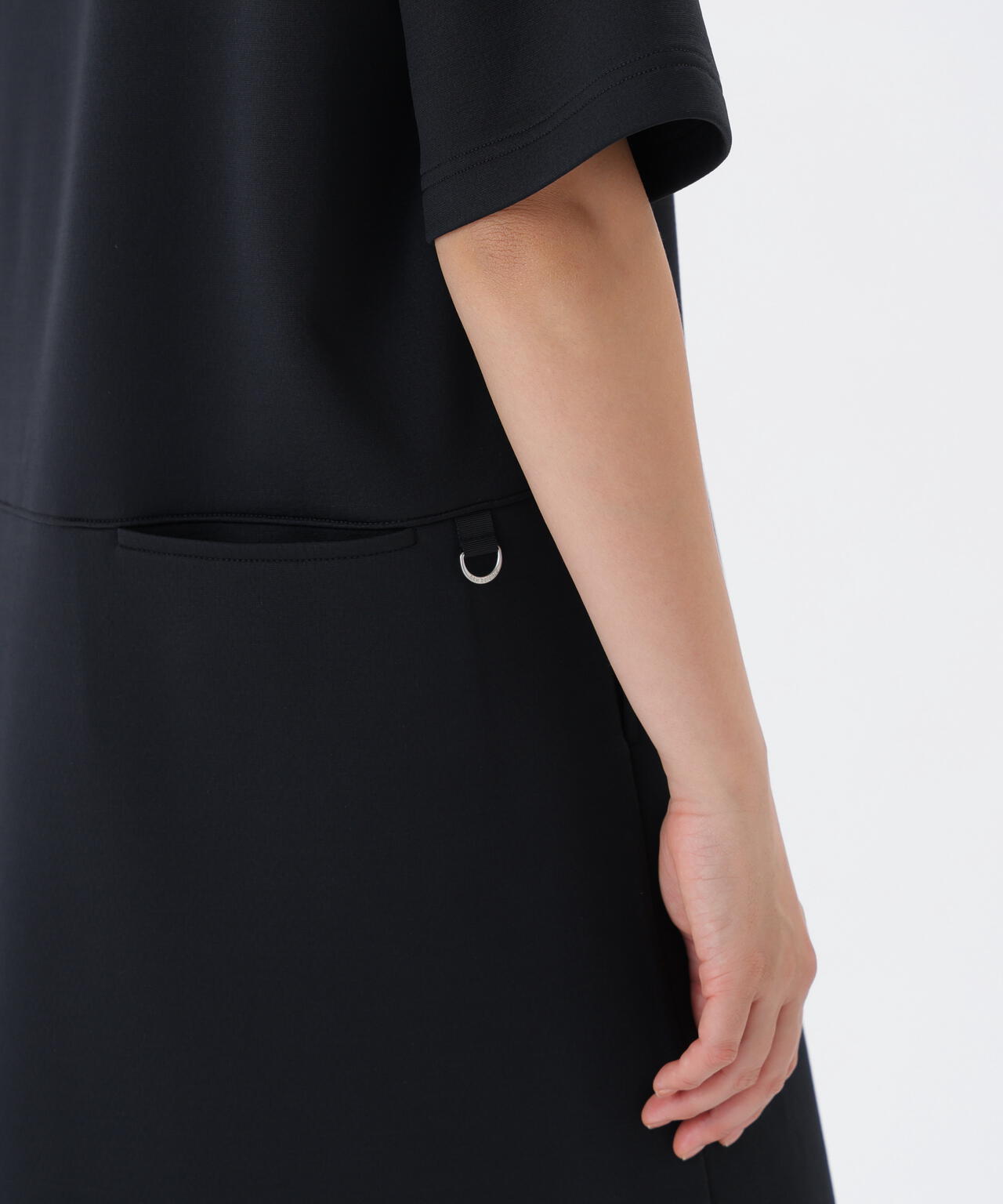 保形性 ストレッチ スウェット ハーフジップ ワンピース (WOMENS)