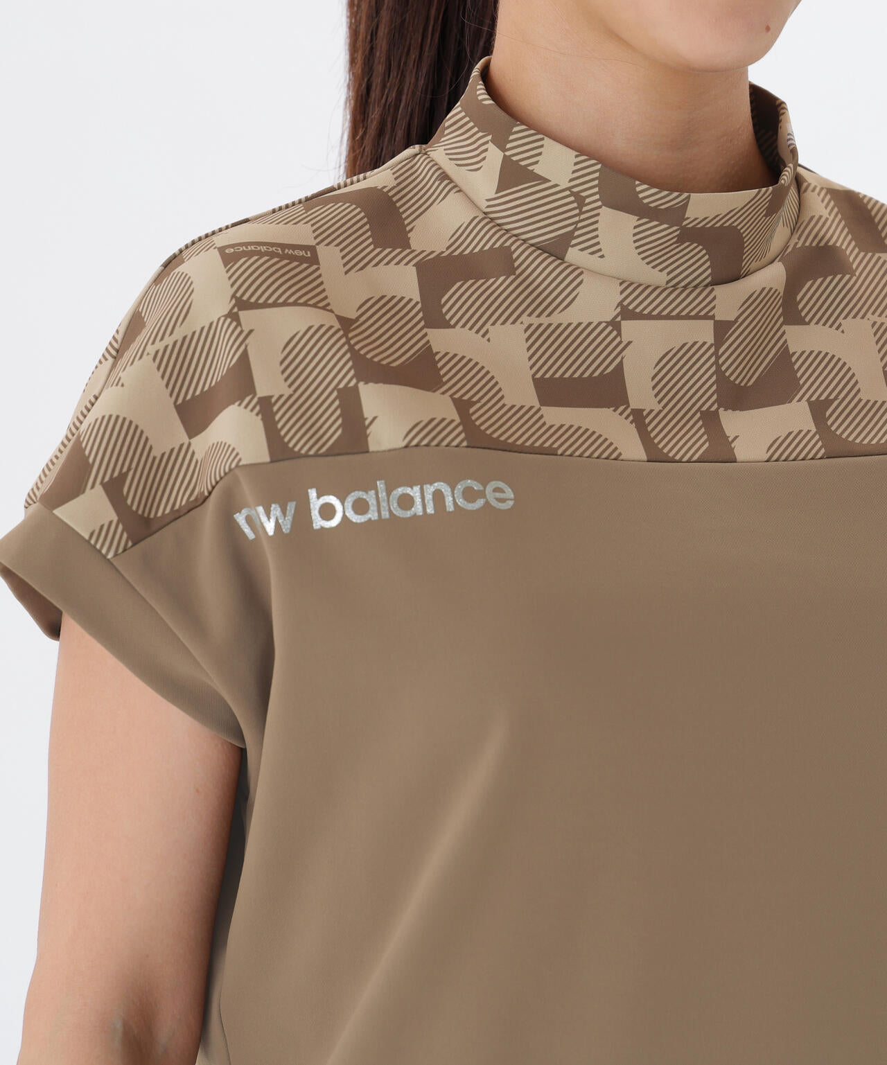 ロゴジオメトリック柄 UV フレンチスリーブ モックネック プルオーバー (WOMENS)