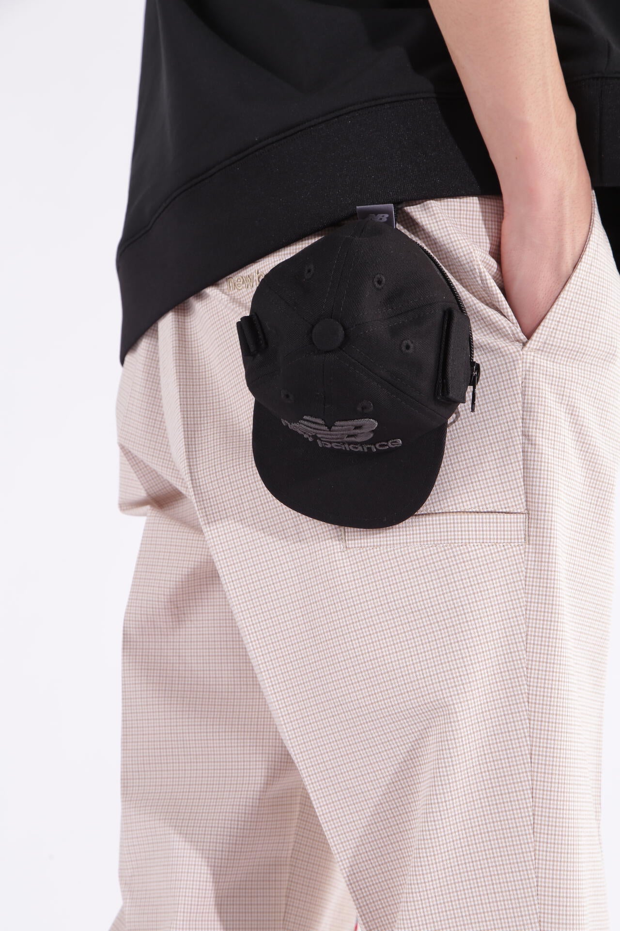 キャップ型 チョークバッグ (UNISEX)