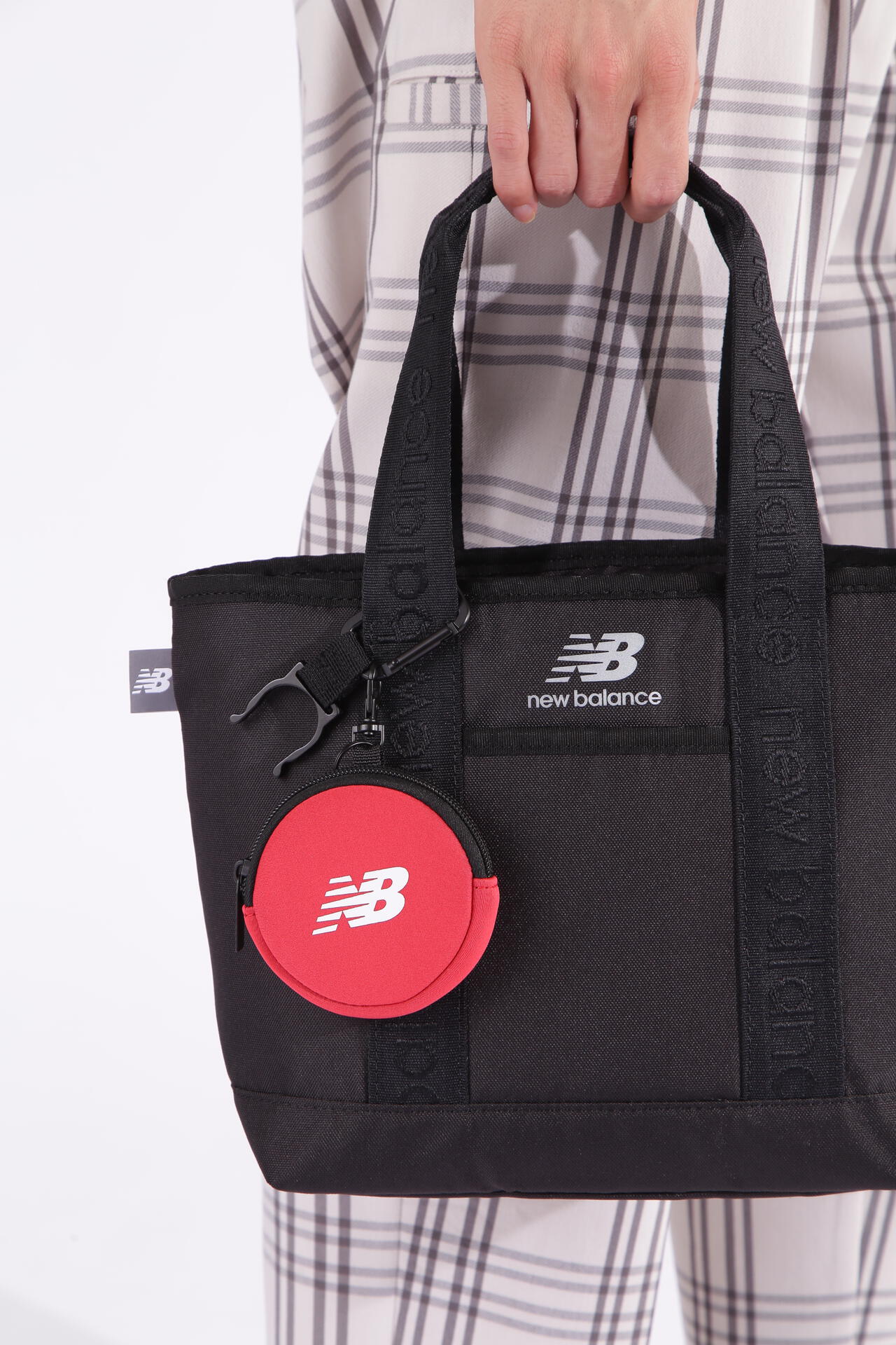 cf6c1636-a46a-592b-a3ab-edea62e5ad1d_Image