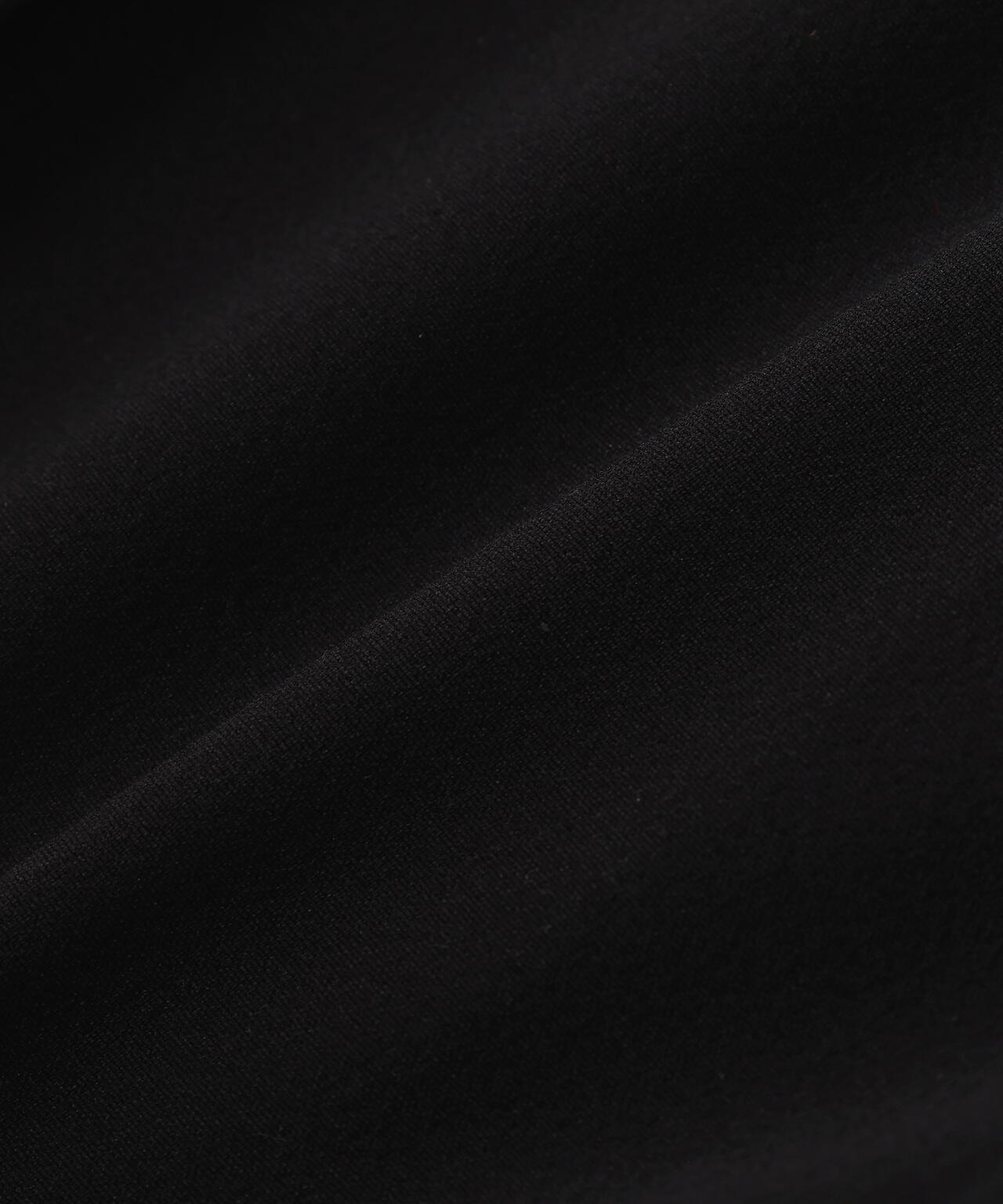 SOFTSHELL PLEATED SKIRT