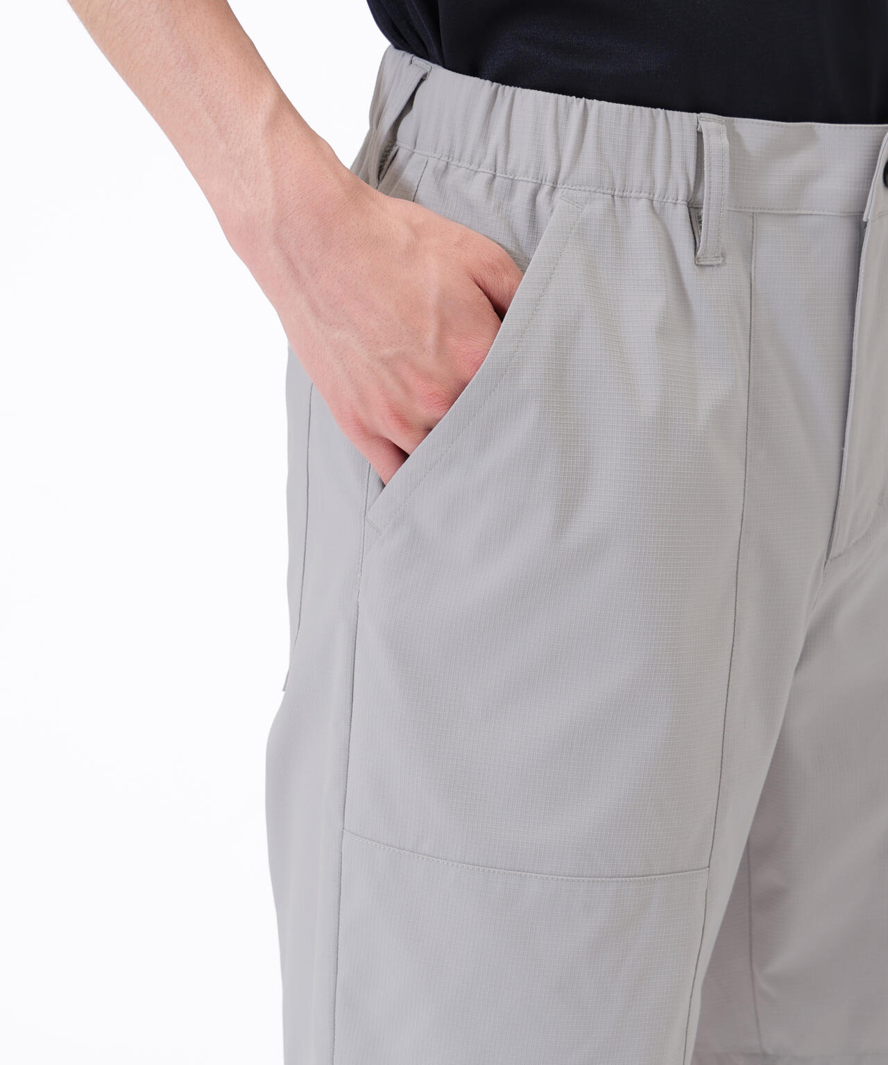 Height: 185cm Chest: 81cm Waist: 68cm Hips: 90cm 着用サイズ:5