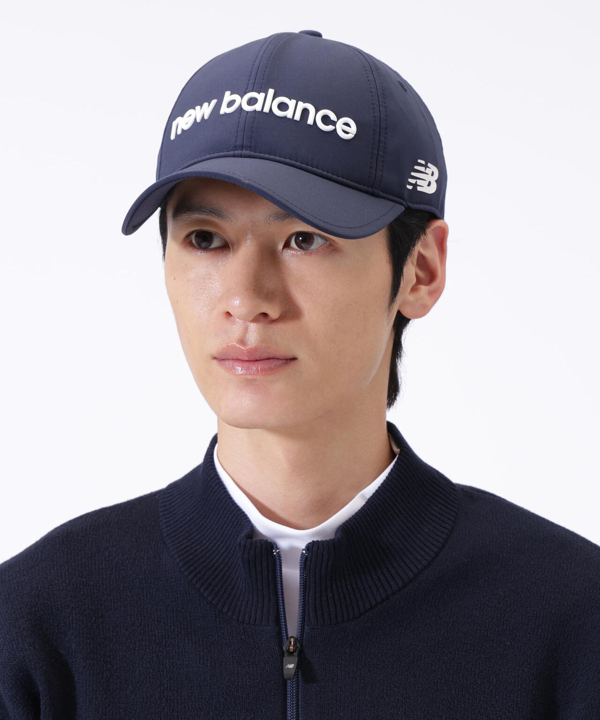 Height: 185cm Chest: 81cm Waist: 68cm Hips: 90cm 着用サイズ:FR