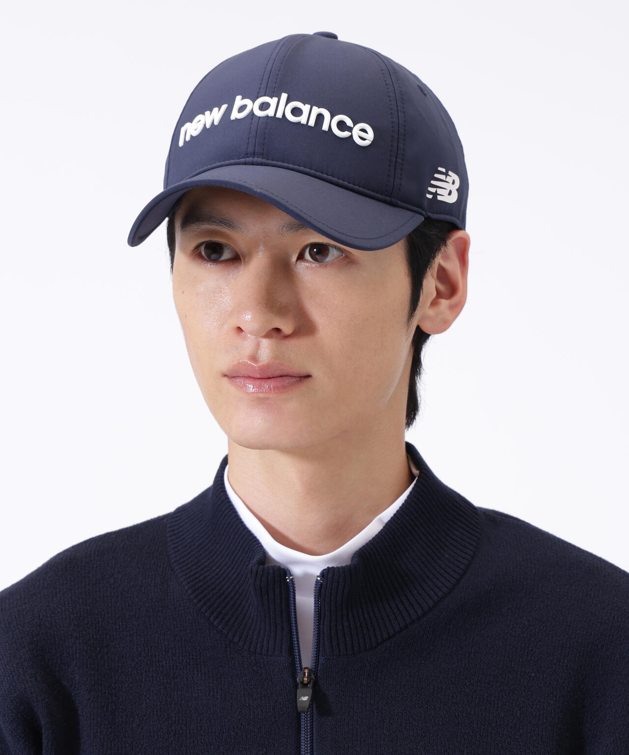 Height: 185cm Chest: 81cm Waist: 68cm Hips: 90cm 着用サイズ:FR