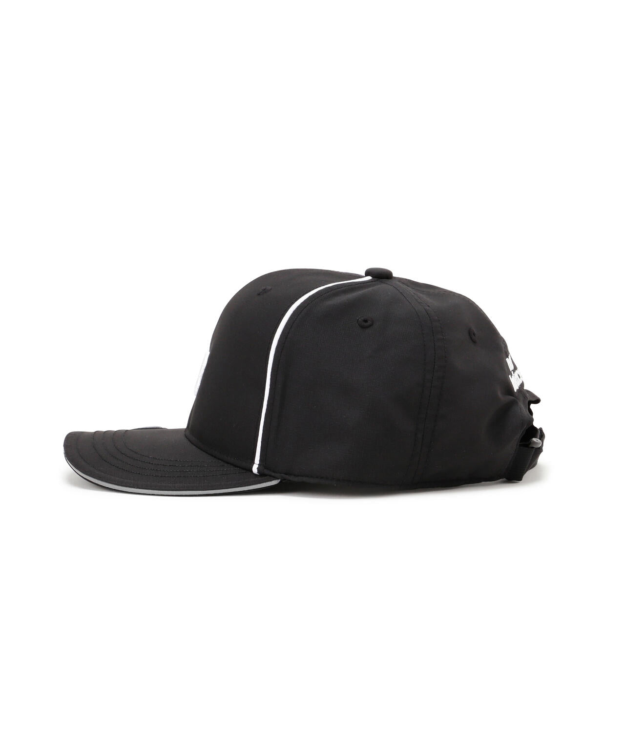 マグネット式マーカー付き セミカーブドブリムキャップ (MENS)