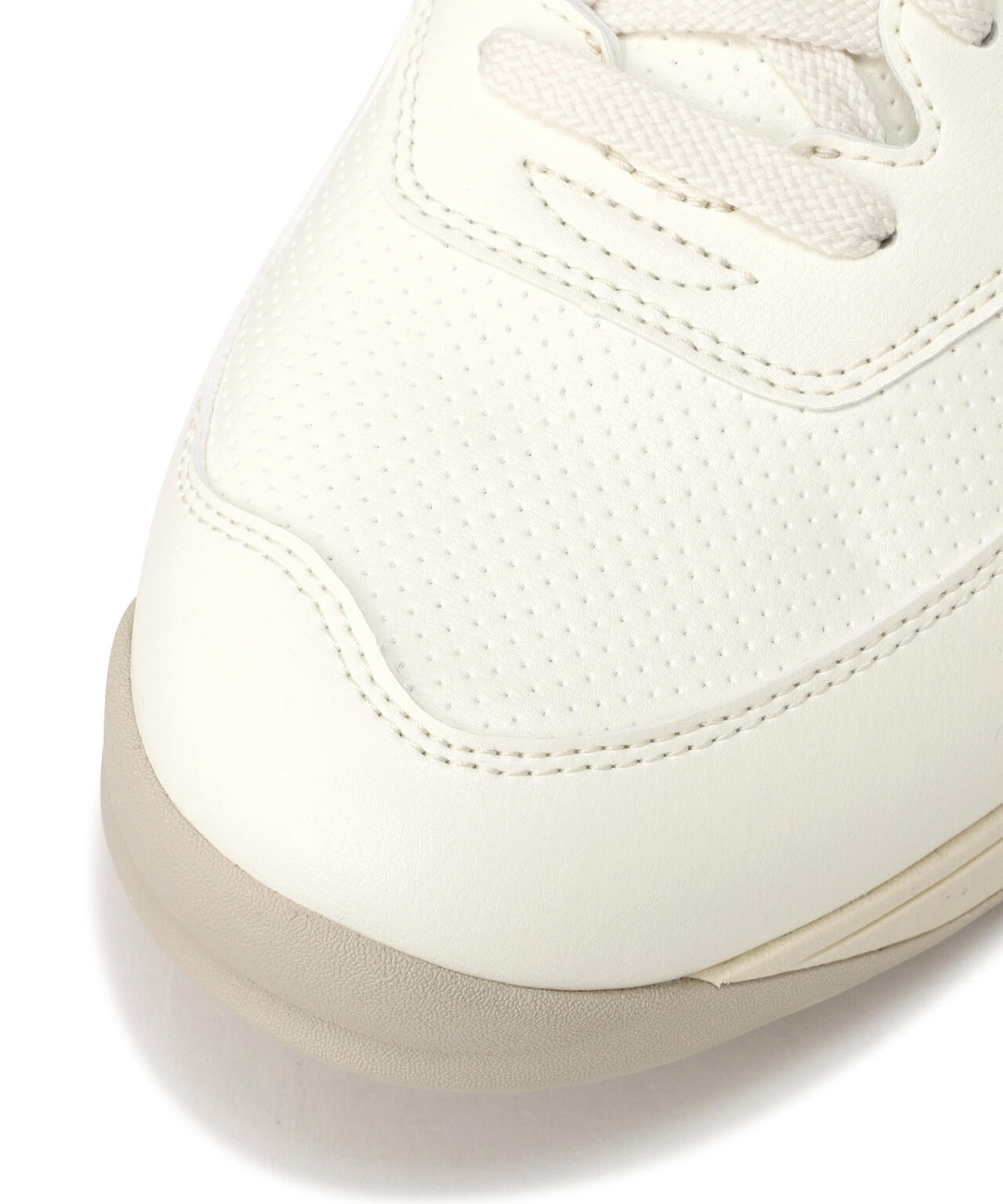 UG574E4 スパイクレスシューズ (UNISEX)