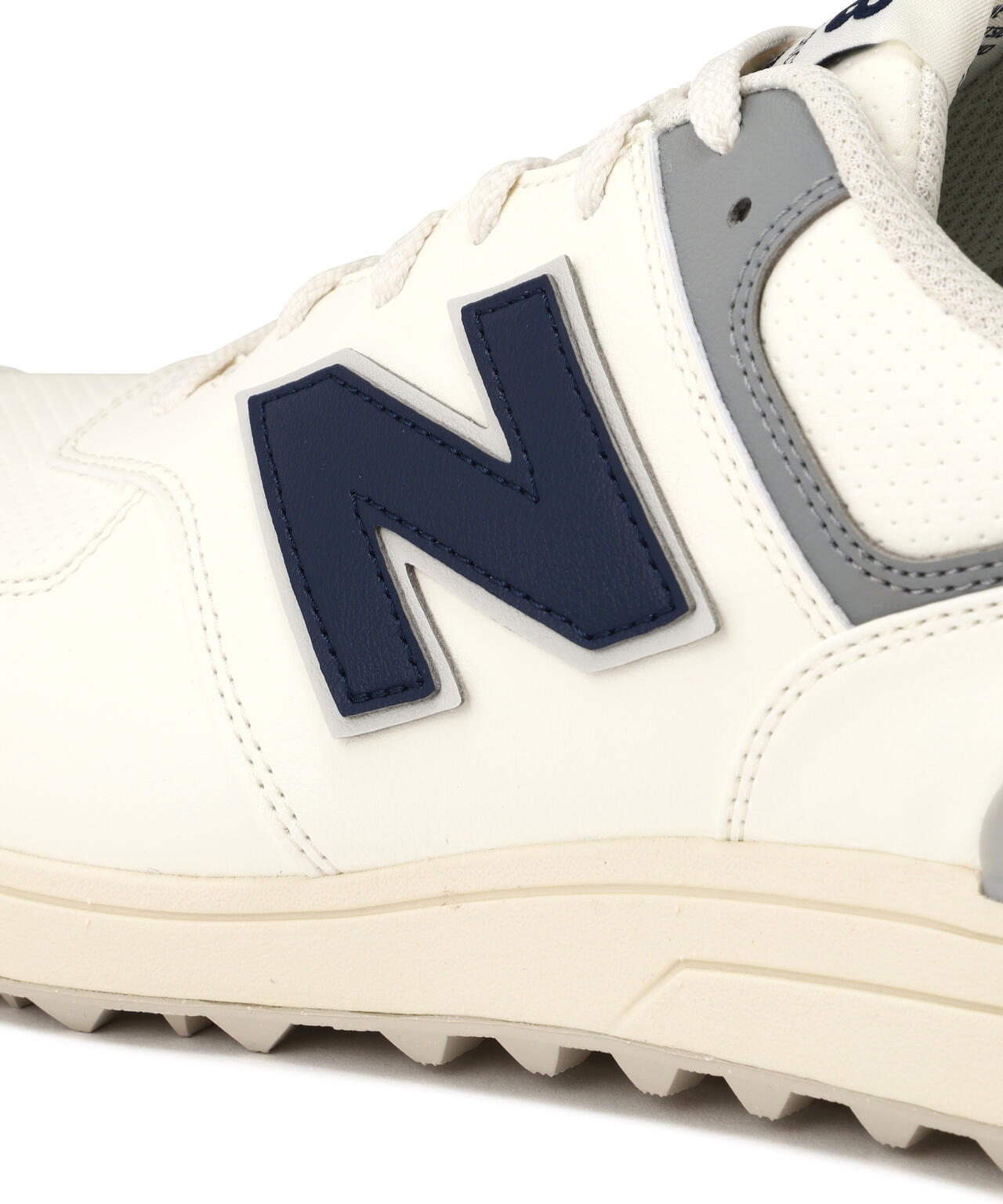 UG574E4 スパイクレスシューズ (UNISEX)