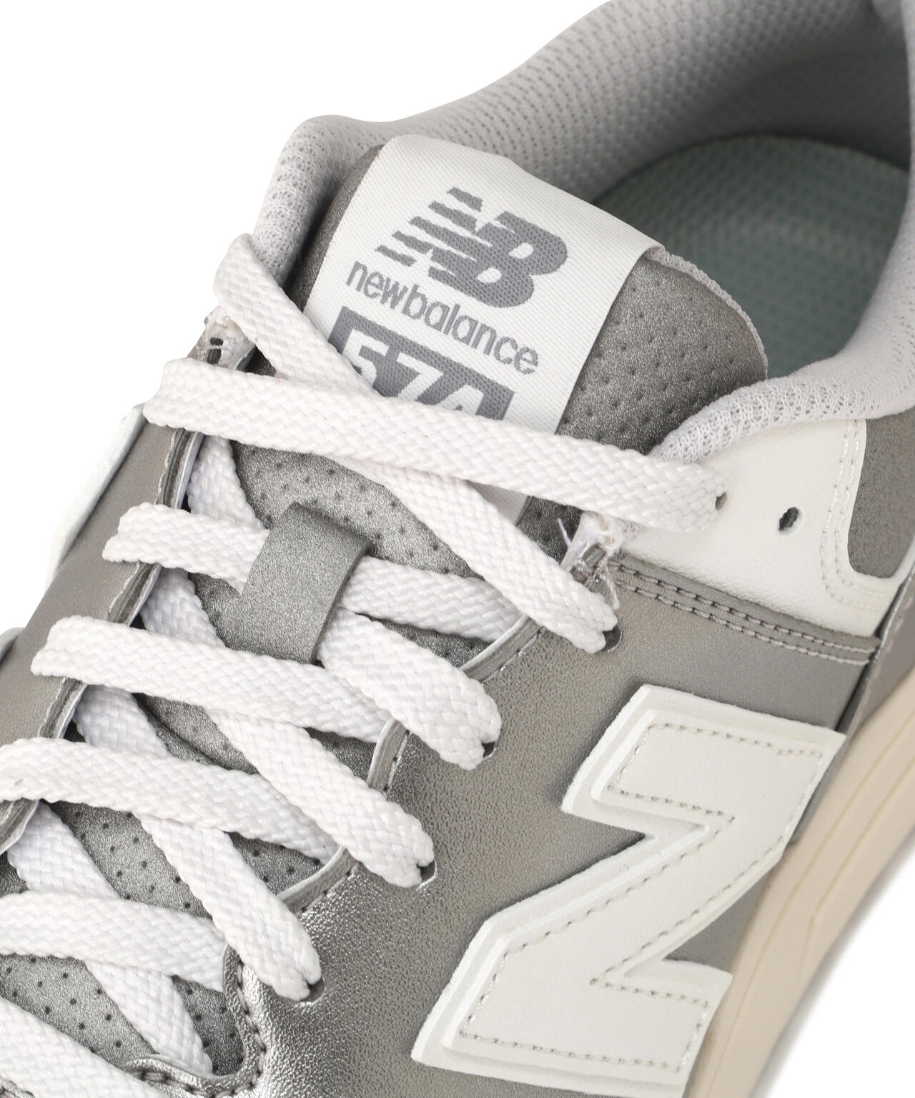 WG574C4 スパイクレスシューズ (WOMENS)
