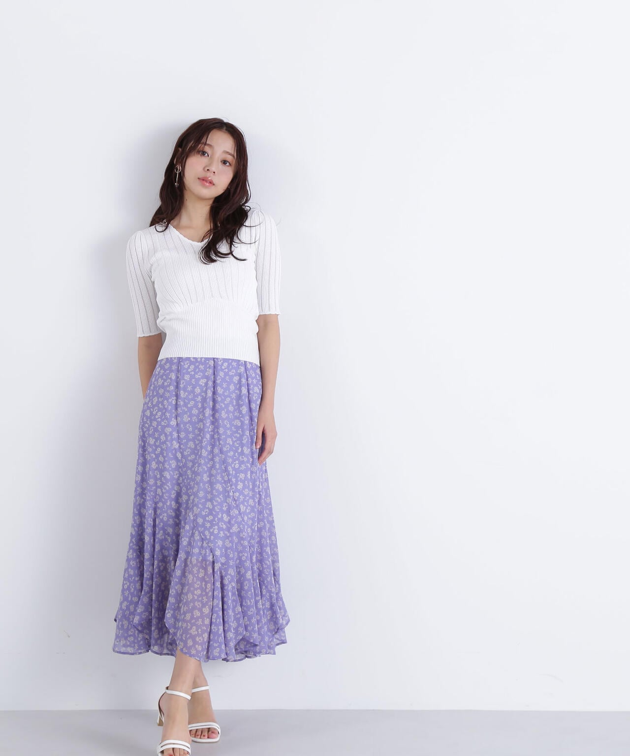 エスカルゴ花柄シフォンスカート