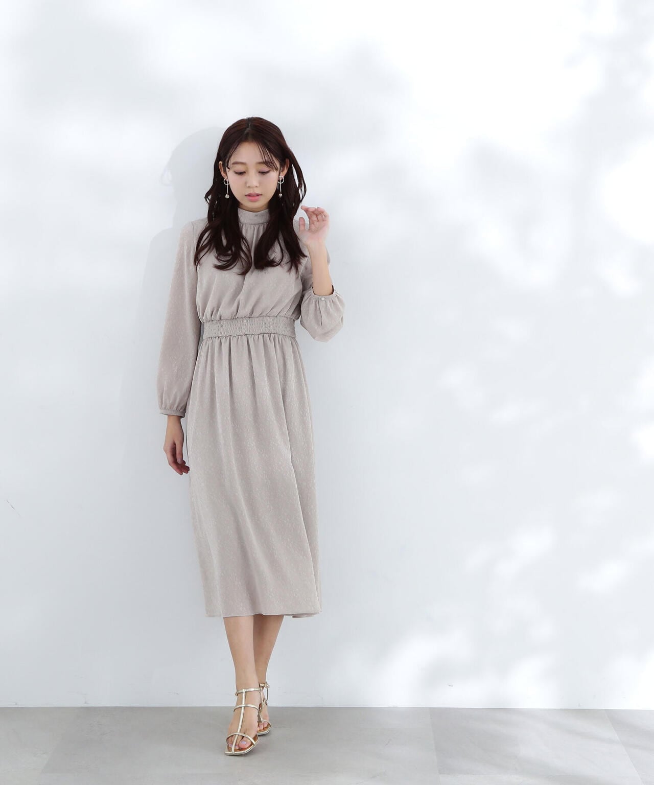 【official site 限定色:ブルーラベンダー】ジャガードシャーリングワンピース