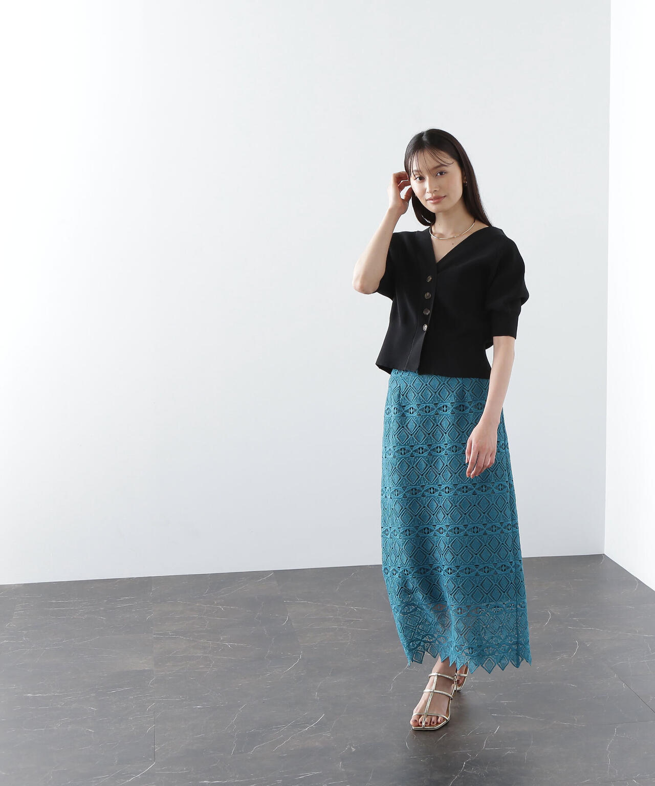 165cm 着用サイズ:FR