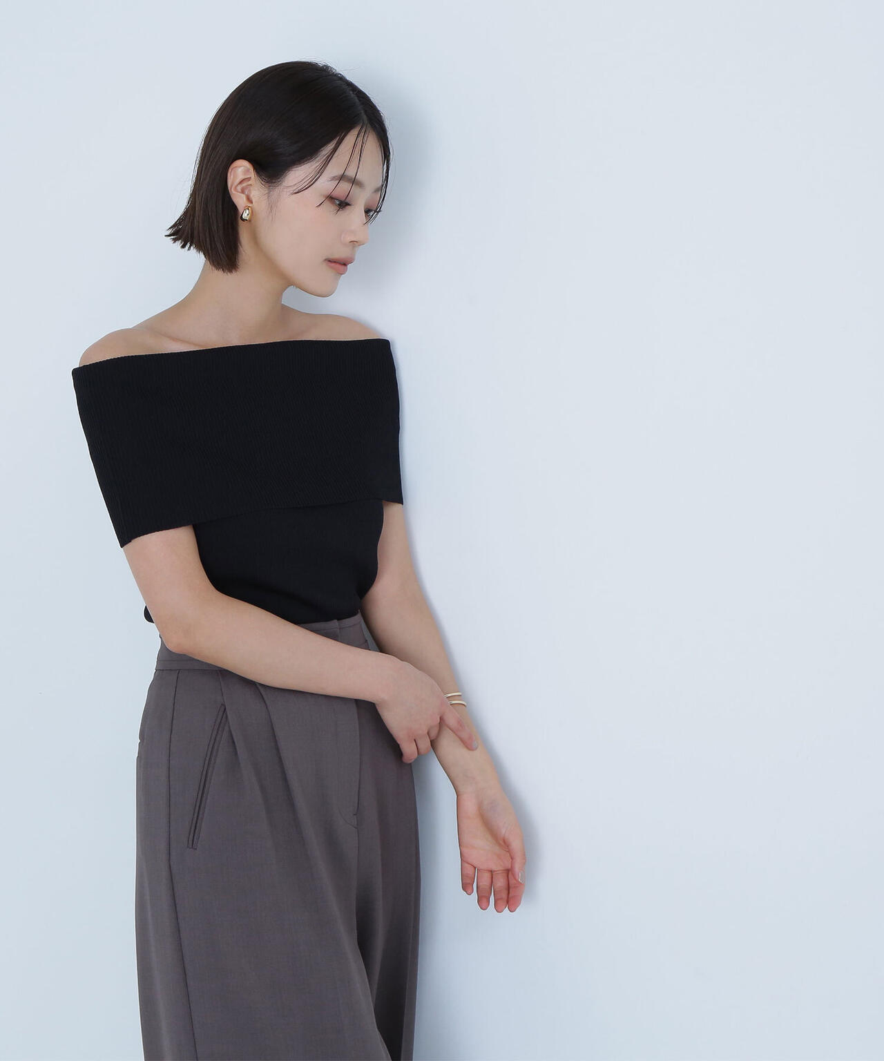 ワイドオフショルリブニット*