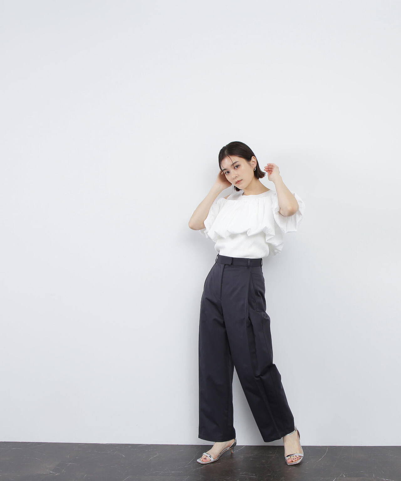 レイヤードオフショルニット*