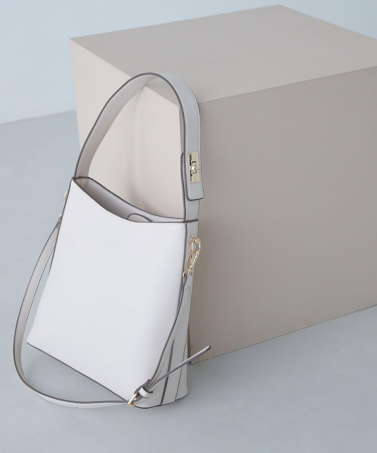 5e27161d-2d12-55d5-9594-73a3886c214d_Image