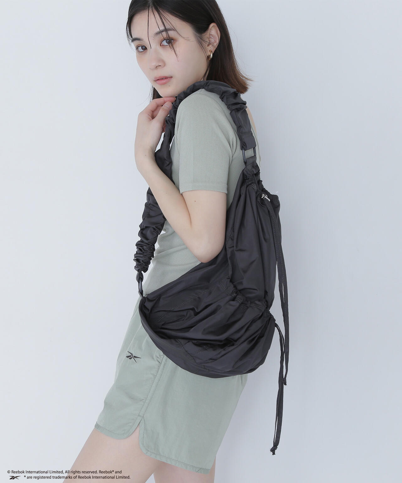 【THINK BEAUTY】Reebok DRAWSTRING BAG*