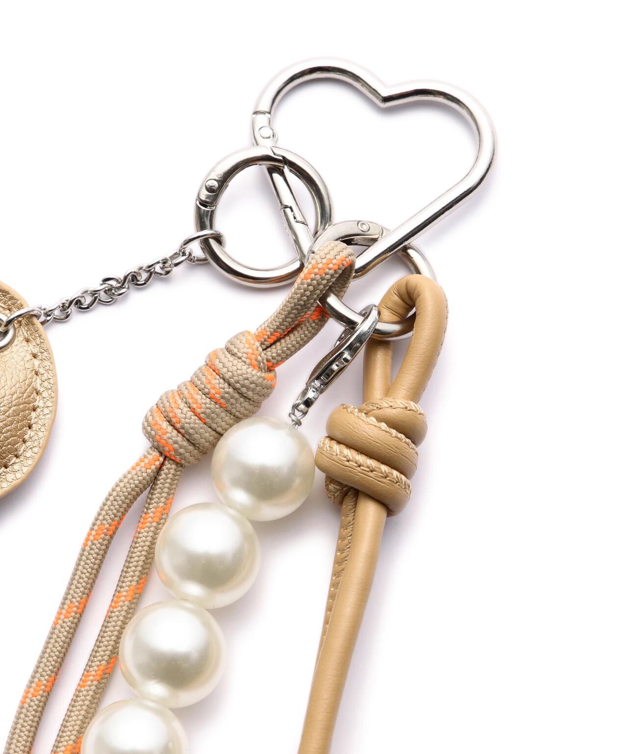 f9c65e86-0da5-5c1d-a010-2320d3011178_Image