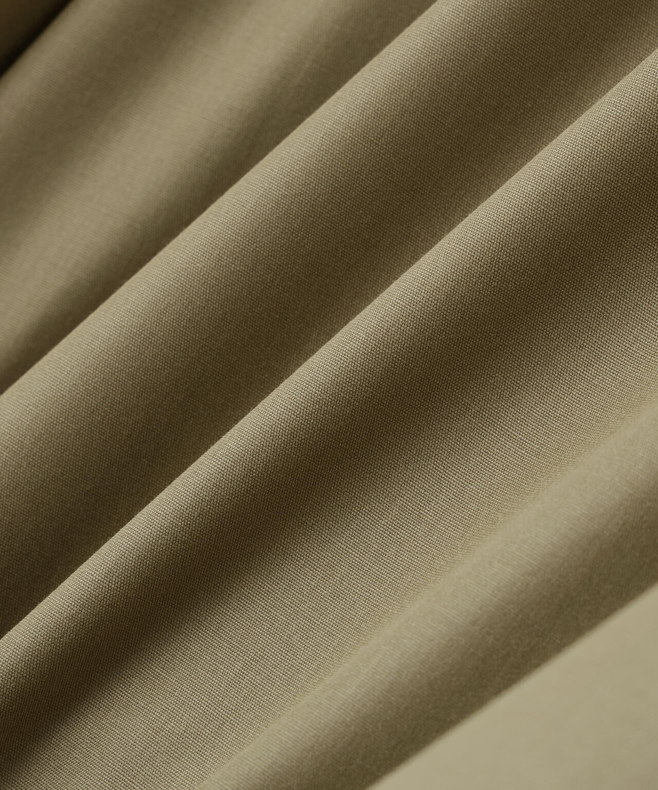 ハイネックリボンボウブラウス