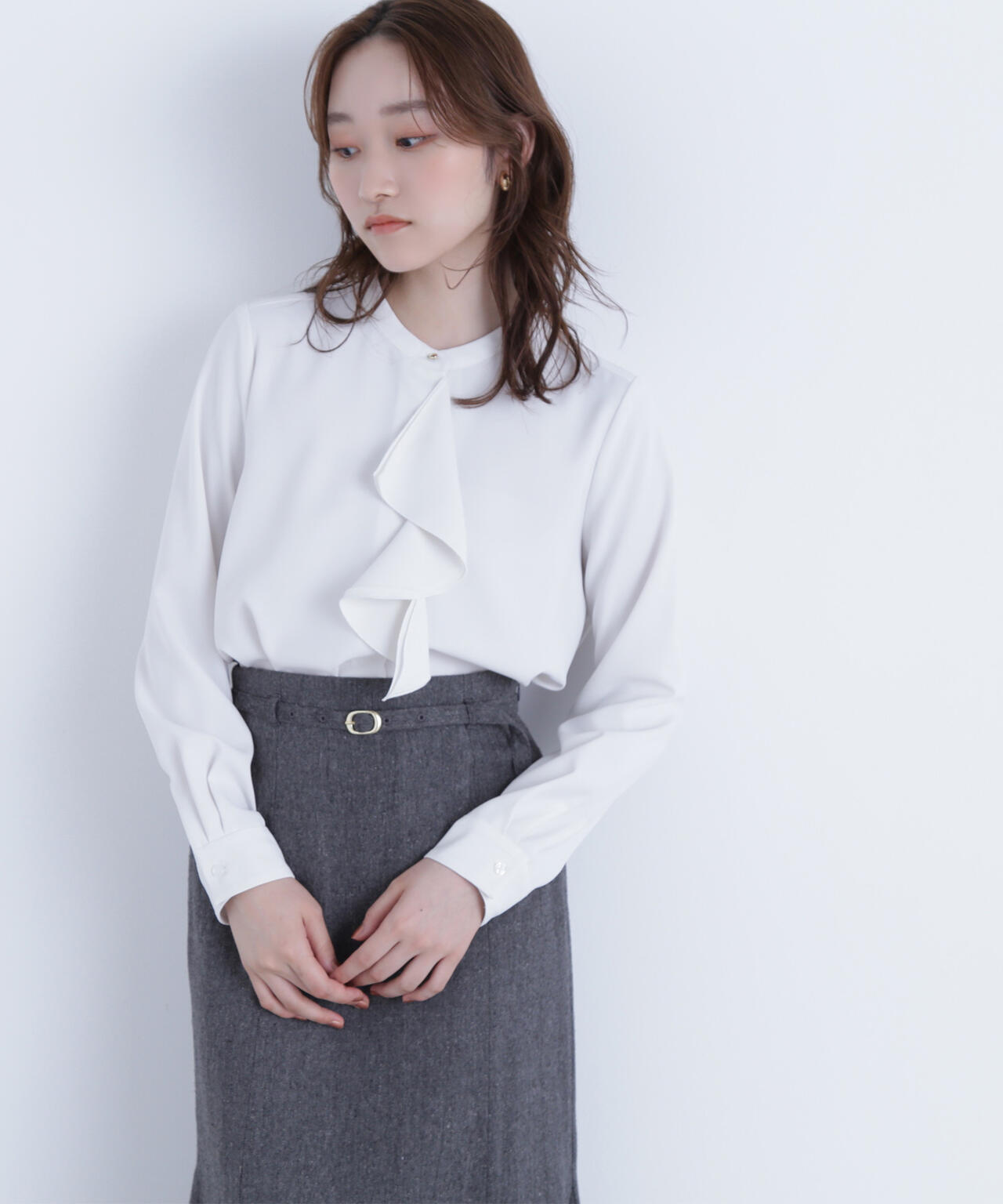 ダブルラッフルボウブラウス