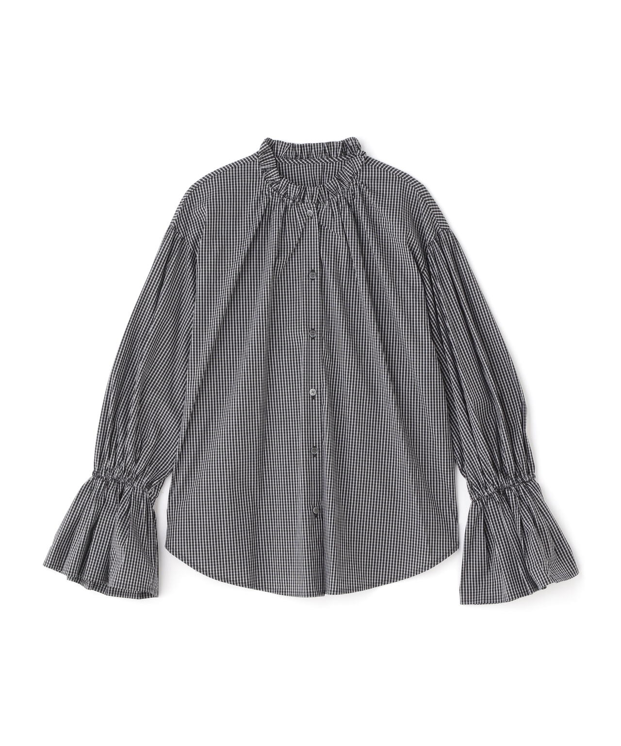 【Oggi掲載】フリルカフスハイネックブラウス