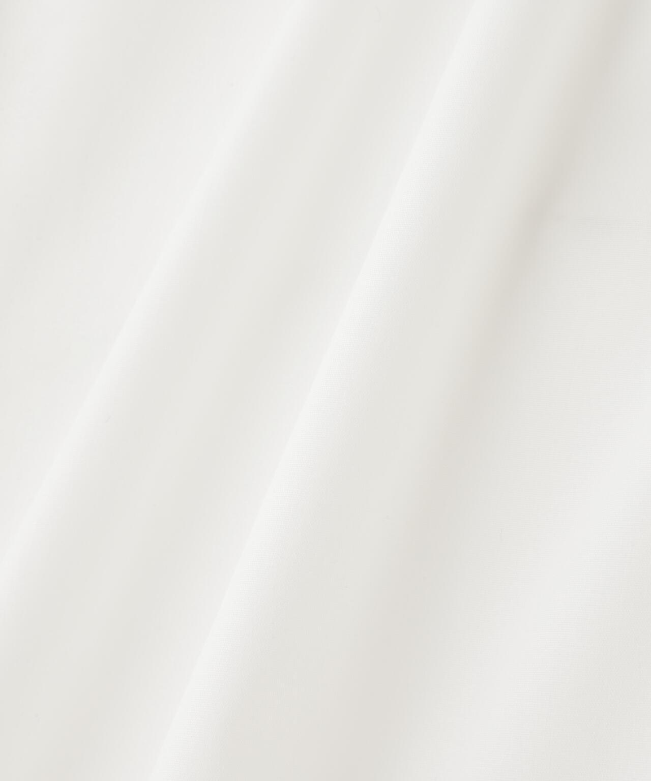 【Oggi掲載】フリルカフスハイネックブラウス