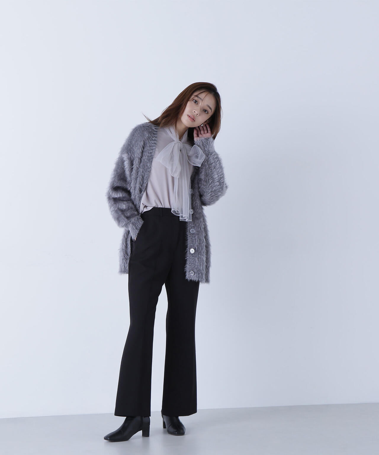 チュールボウタイブラウス