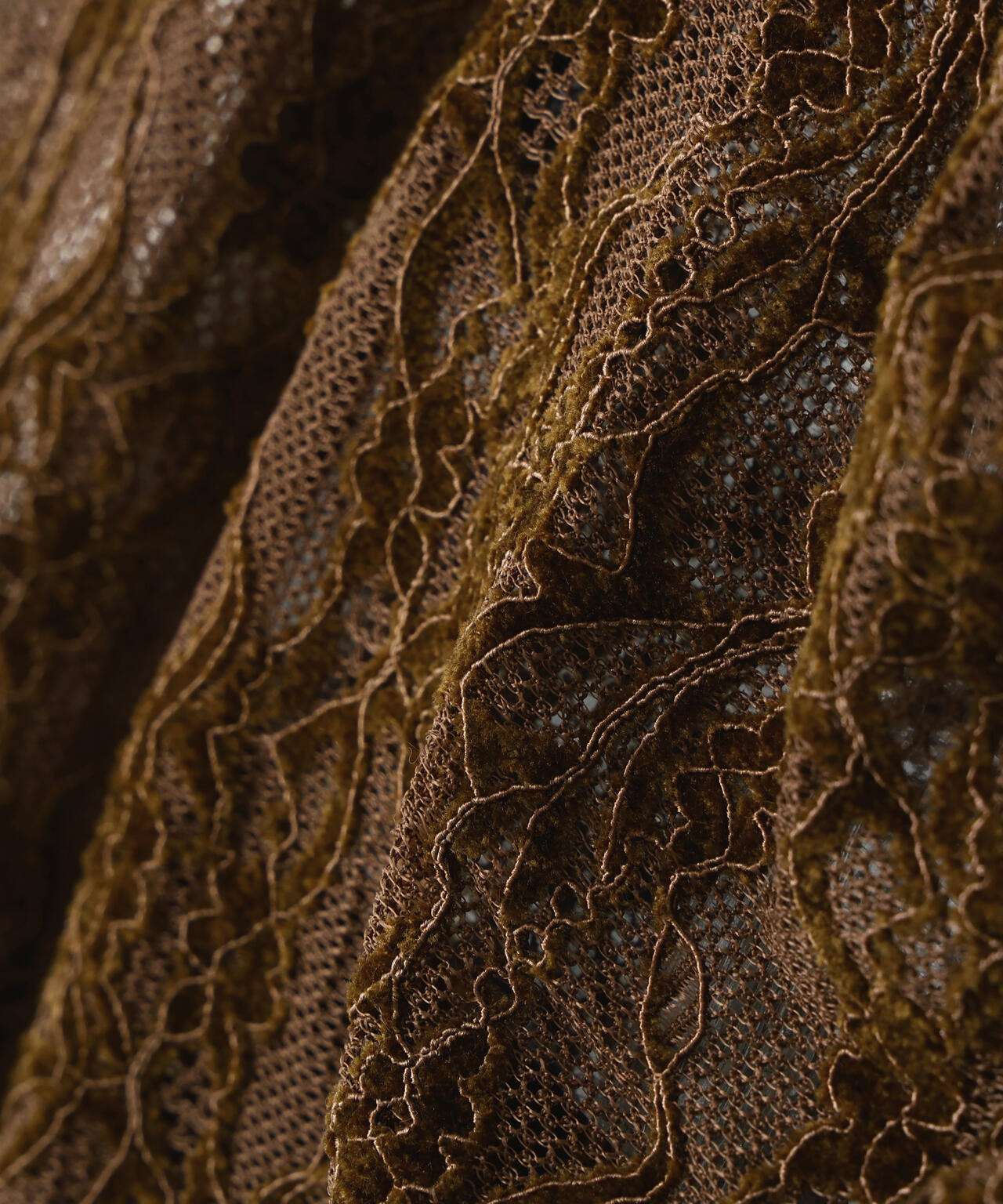 起毛レースフレアカフストップス