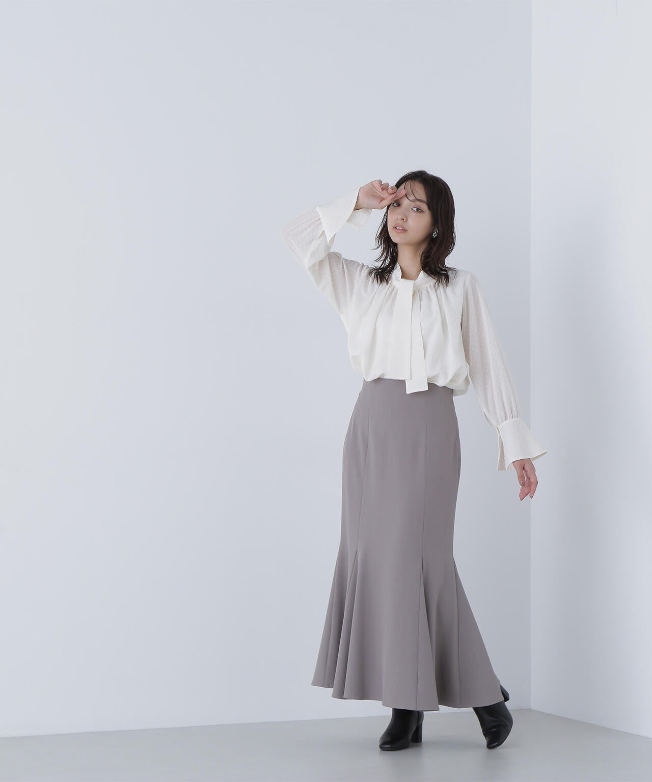 カットドビーボウブラウス