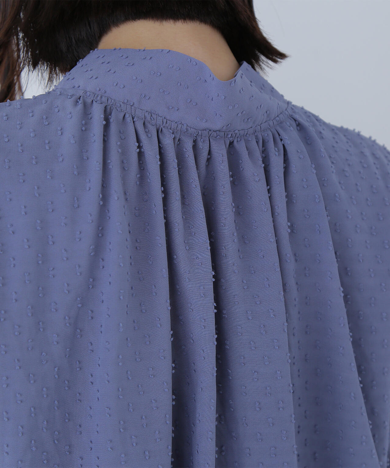 カットドビーボウブラウス