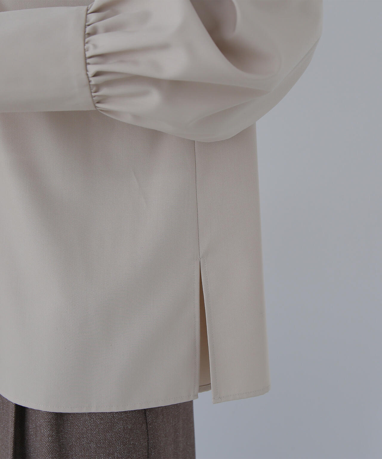 2wayスタンドネックブラウス