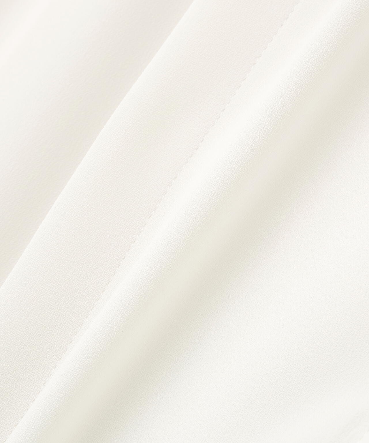 メタルボタンフリルスリーブブラウス*