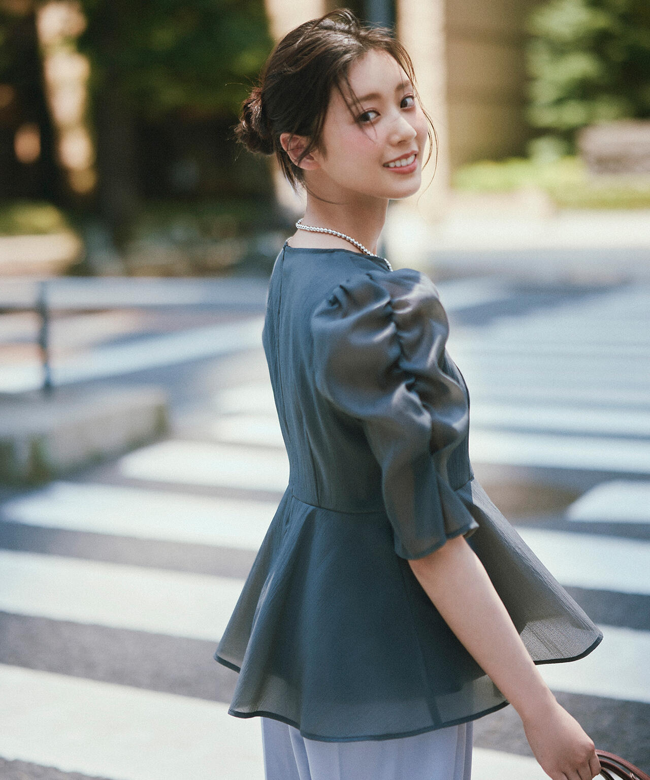 【大宮ルミネ・official site限定カラー:パープル】シアーペプラムブラウス