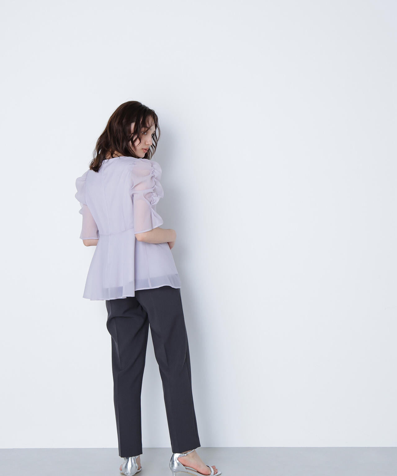 【大宮ルミネ・official site限定カラー:パープル】シアーペプラムブラウス