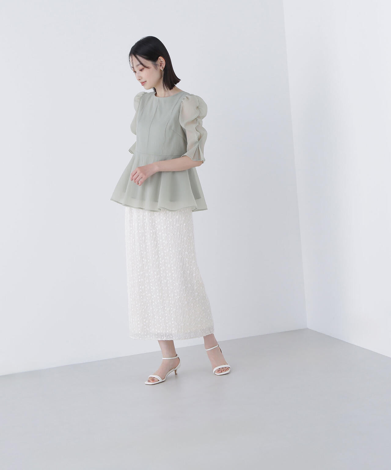 【大宮ルミネ・official site限定カラー:パープル】シアーペプラムブラウス