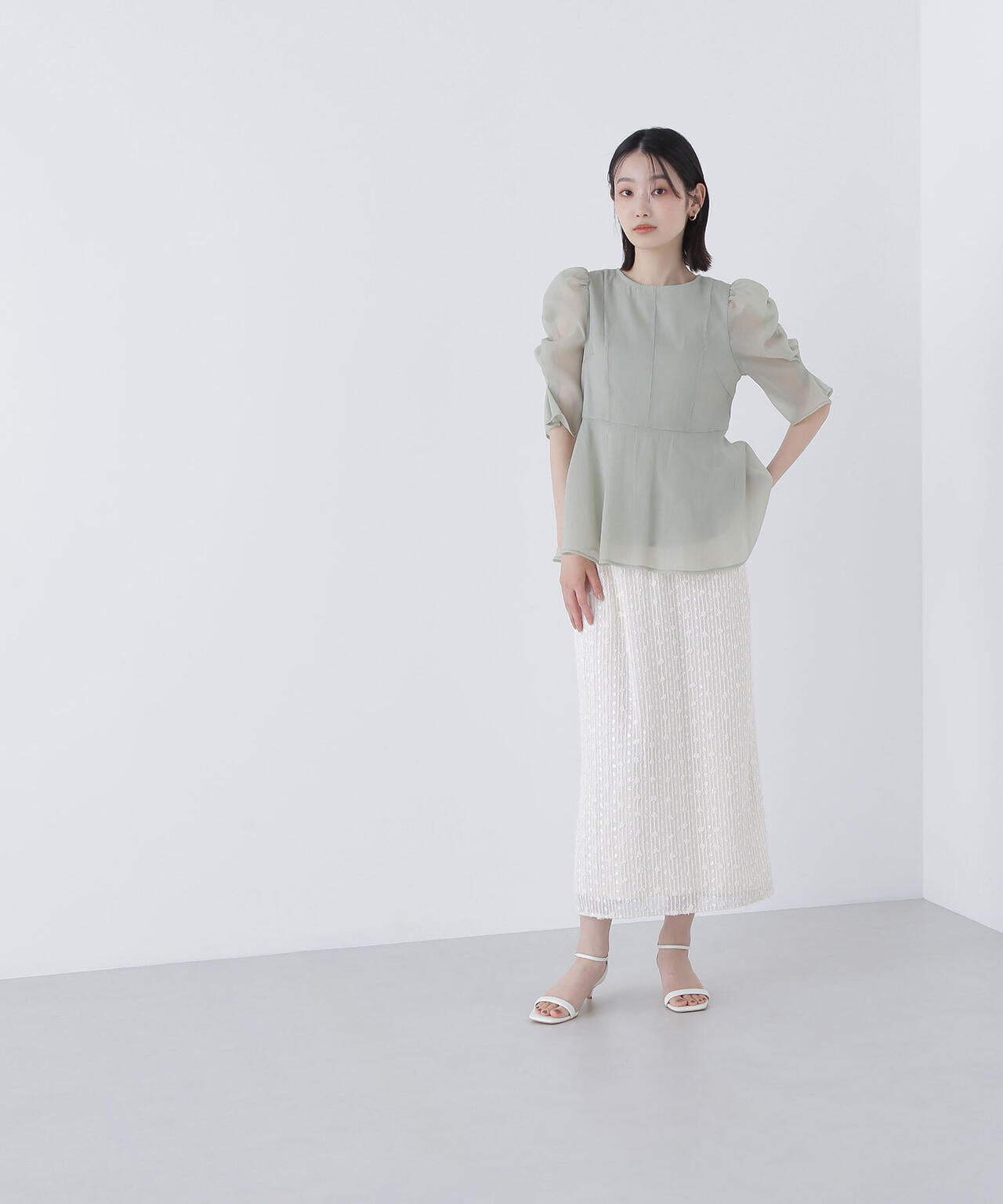 【大宮ルミネ・official site限定カラー:パープル】シアーペプラムブラウス