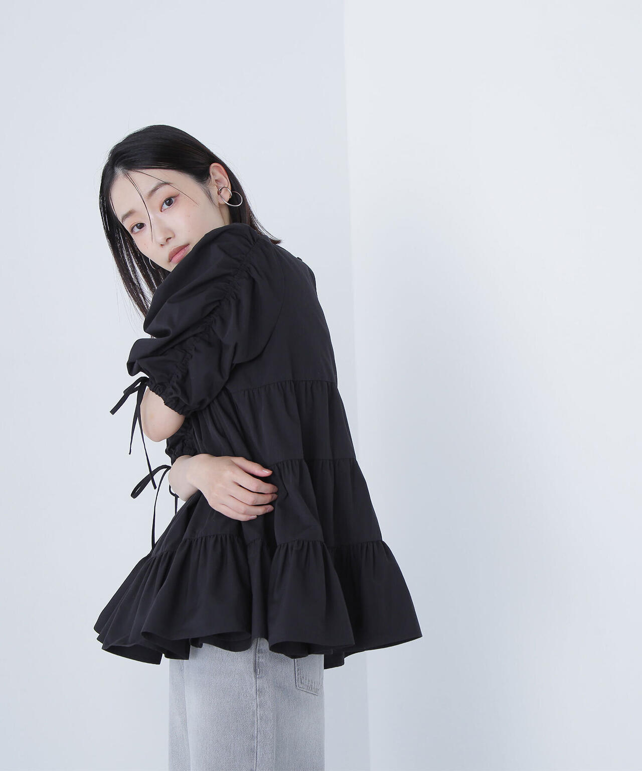 ギャザースリーブティアードチュニックブラウス