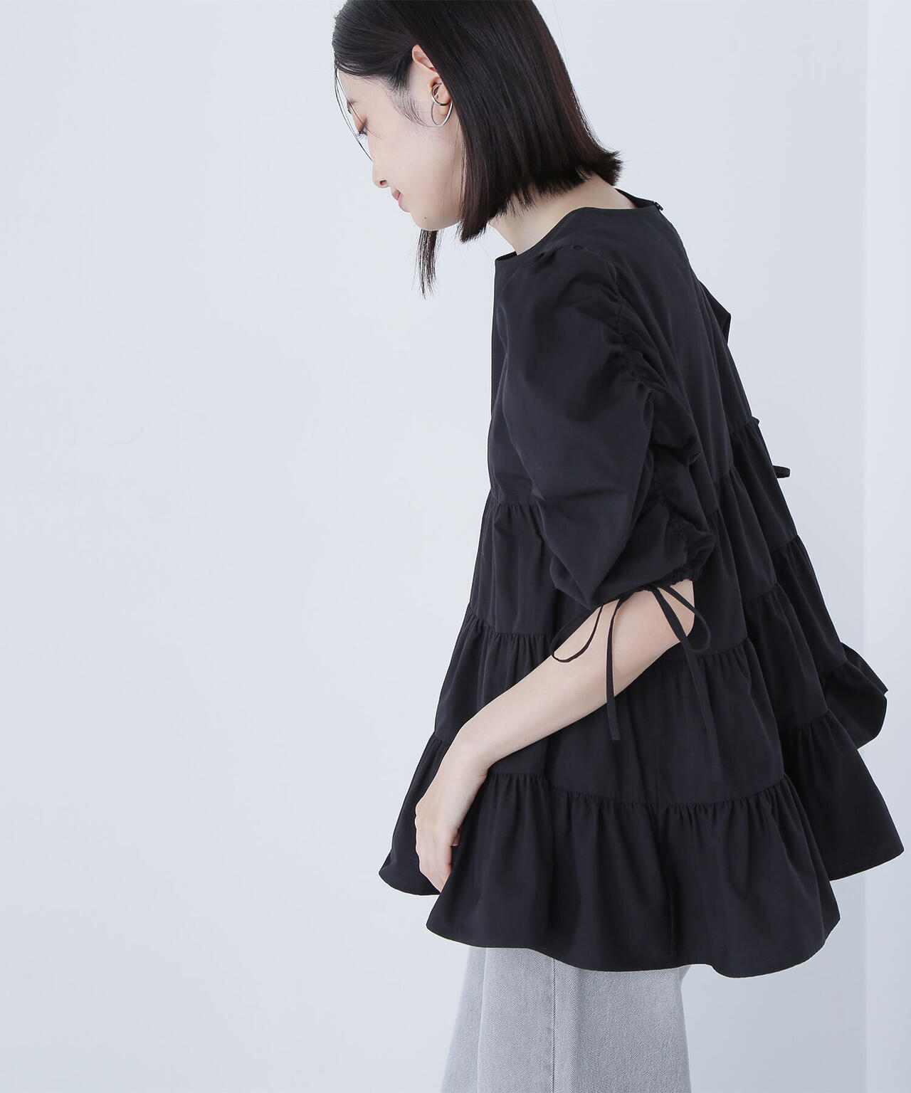 ギャザースリーブティアードチュニックブラウス
