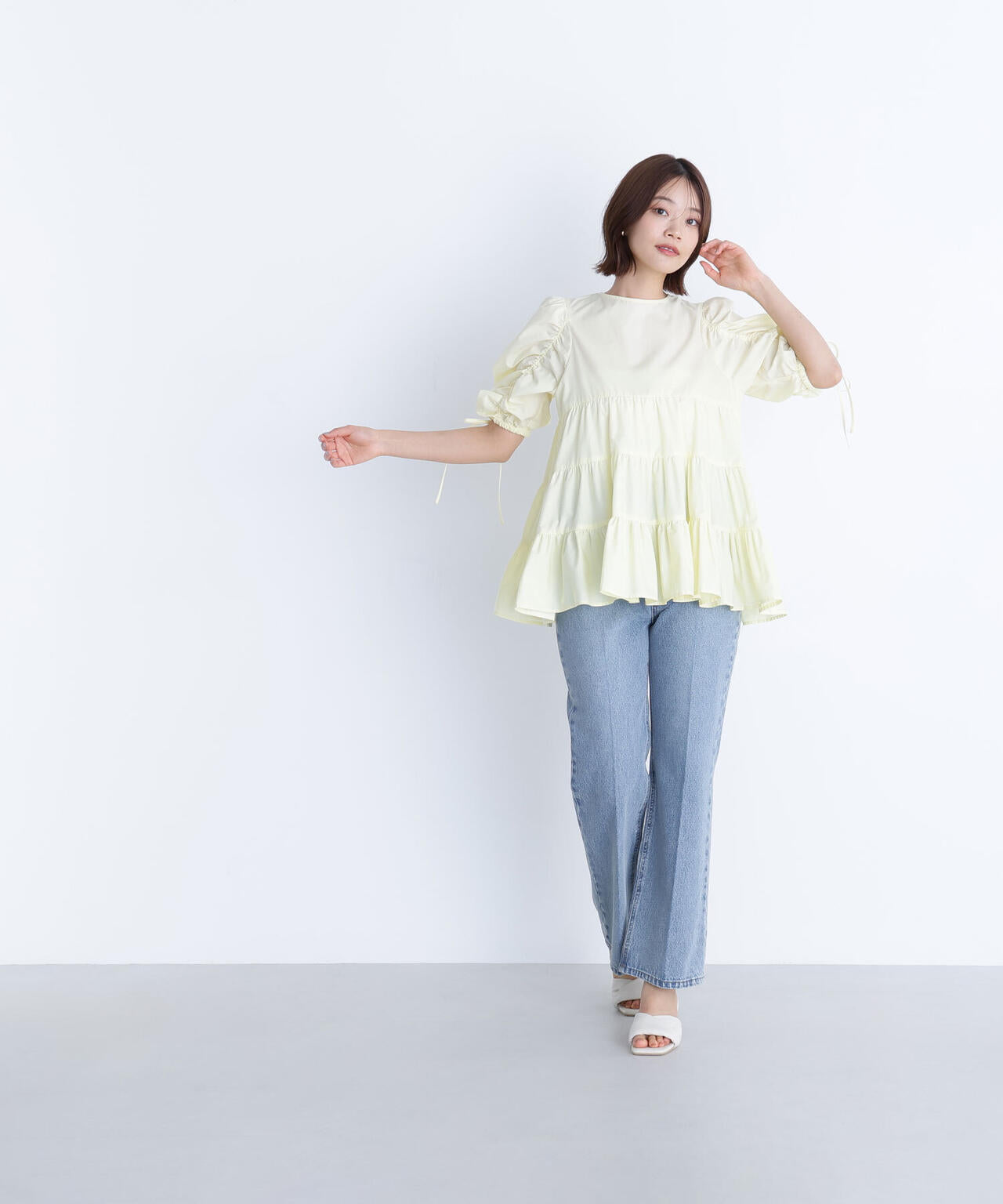 ギャザースリーブティアードチュニックブラウス