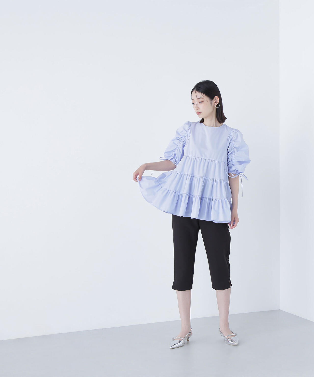 ギャザースリーブティアードチュニックブラウス