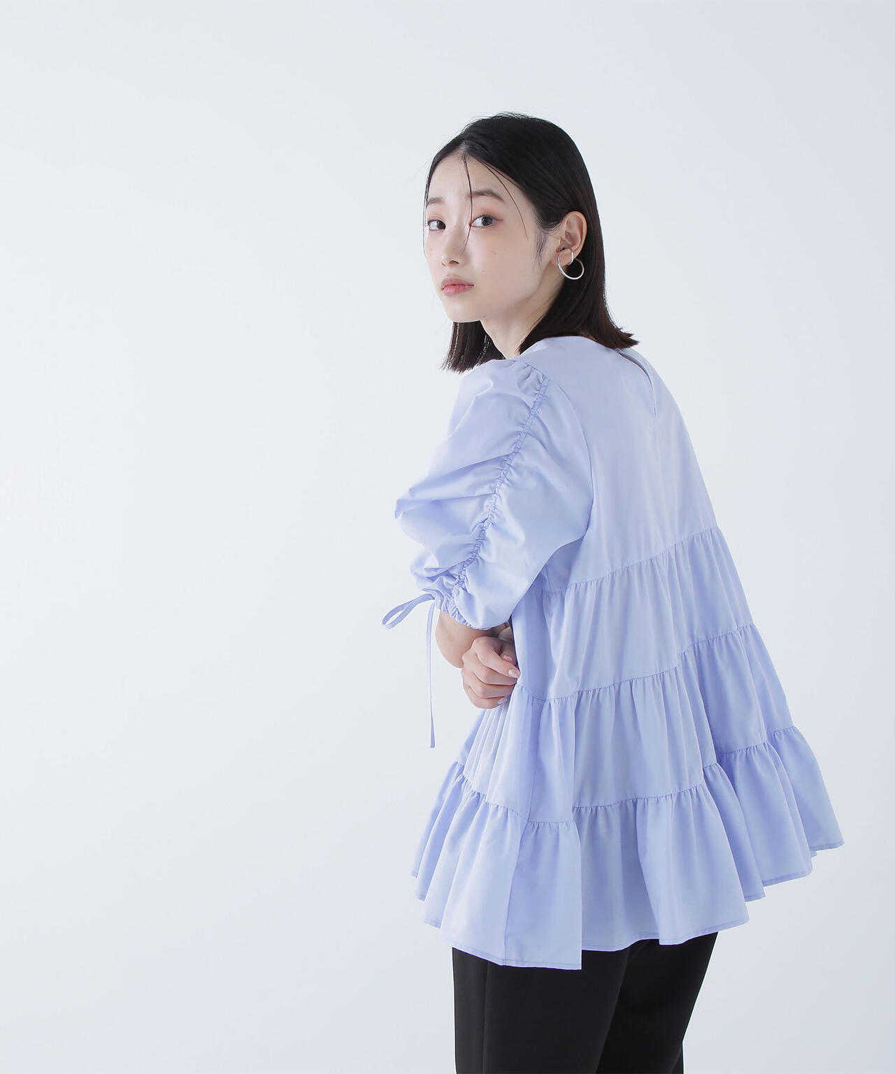 ギャザースリーブティアードチュニックブラウス