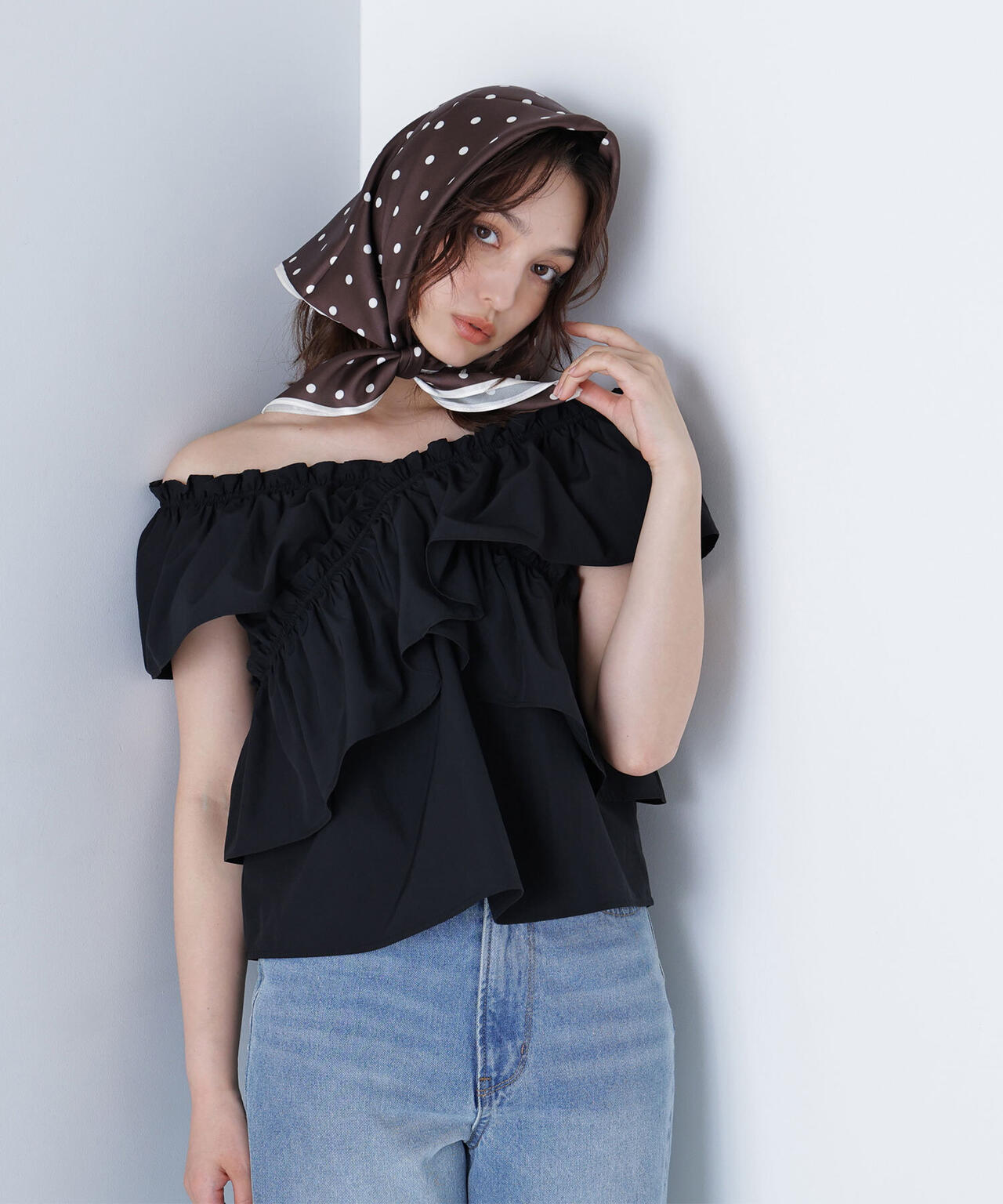 クロスフリルギャザーブラウス