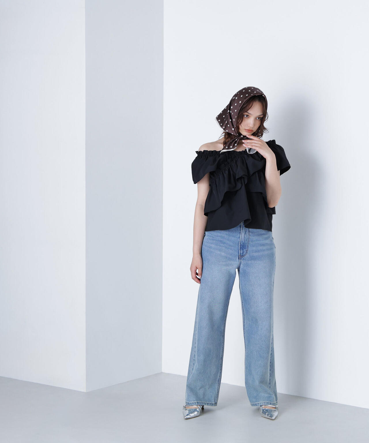 クロスフリルギャザーブラウス