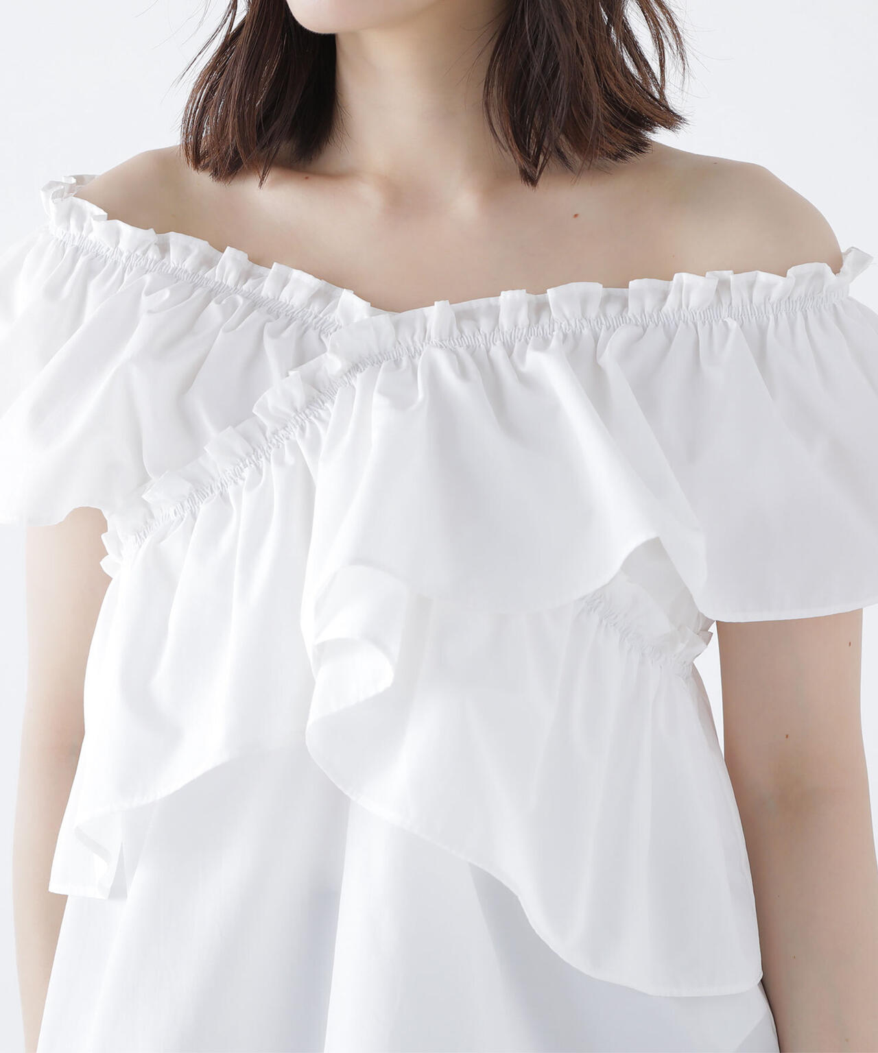 クロスフリルギャザーブラウス