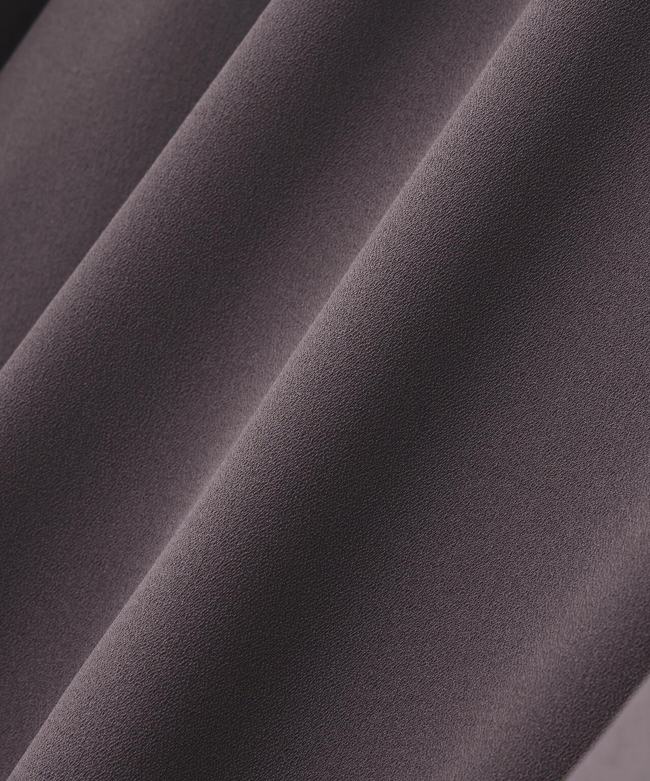 バイカラーフリルネックブラウス